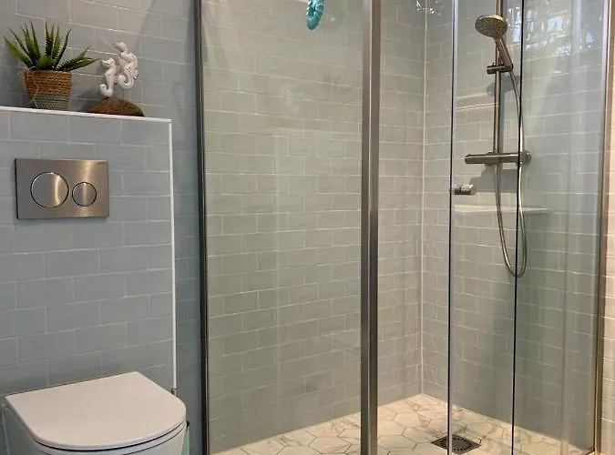 The Coast House شقة إغموند آن زي